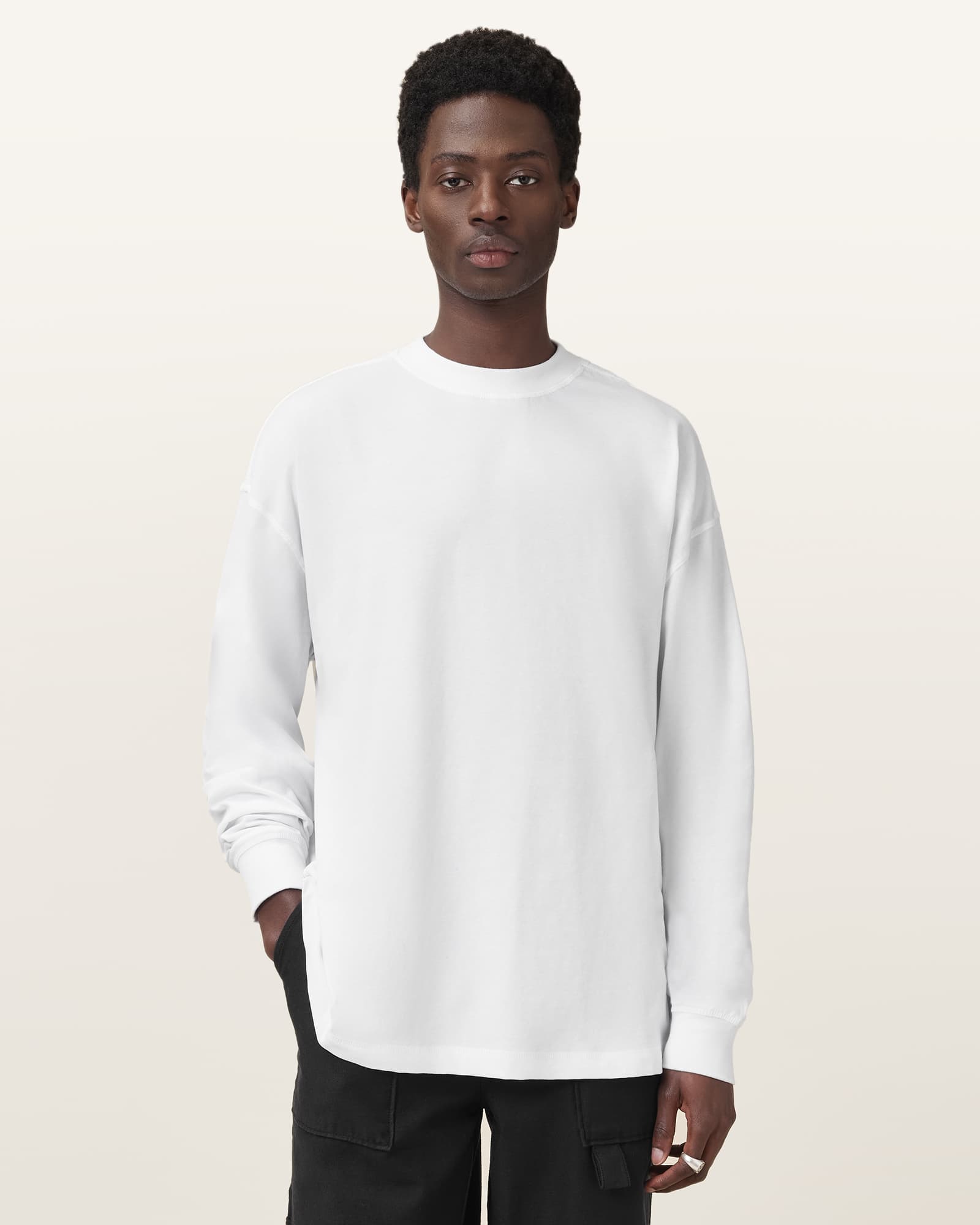 Finn Long Sleeve Crew Neck Oversized T-Shirt Optic White Finn Long Sleeve Crew Neck Oversized T-Shirt Optic White