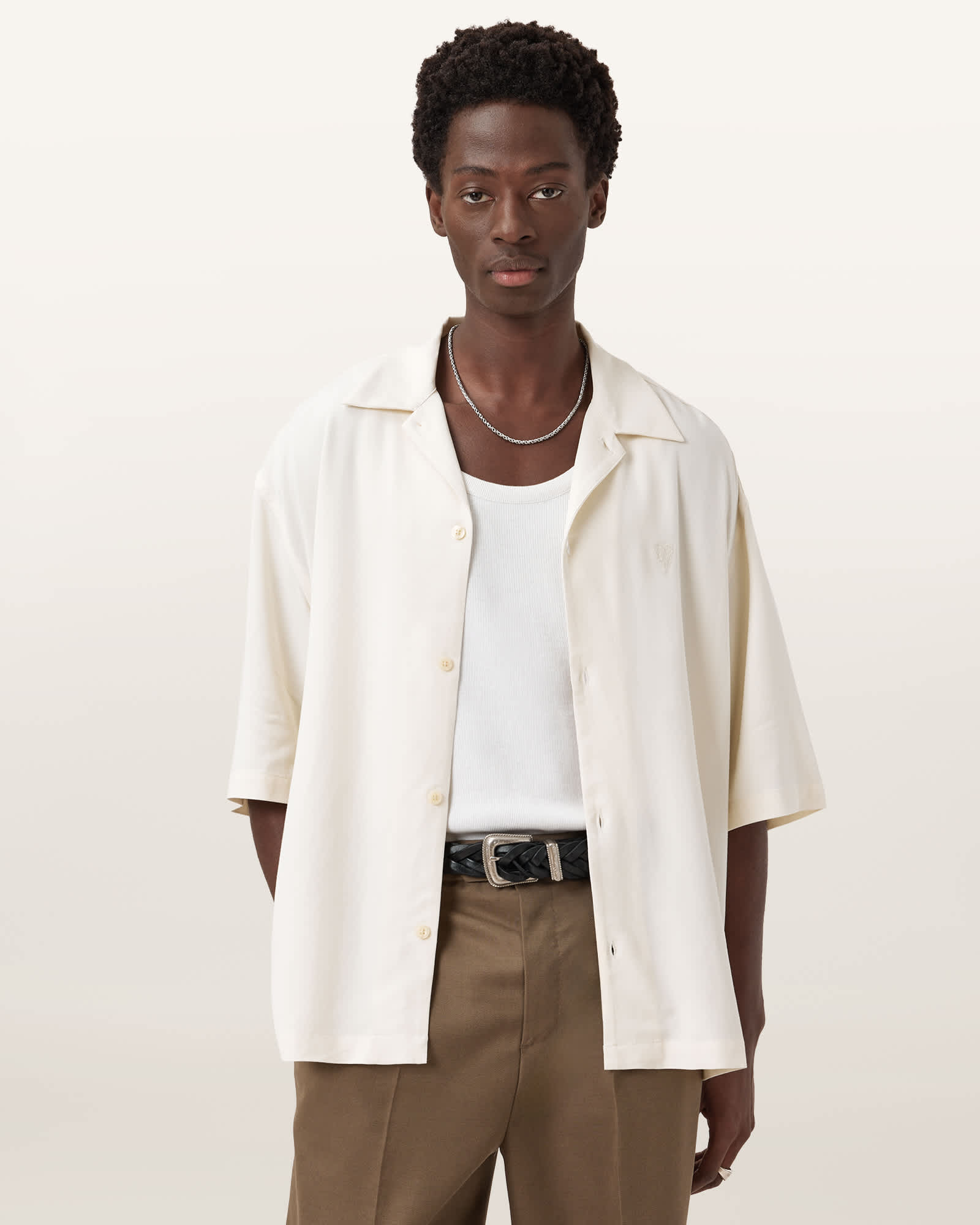 【新品未使用）CHIEKO+ plain satin shirt 38 新品未使用）CHIEKO+ plain satin shirt 38 新品未使用）CHIEKO +