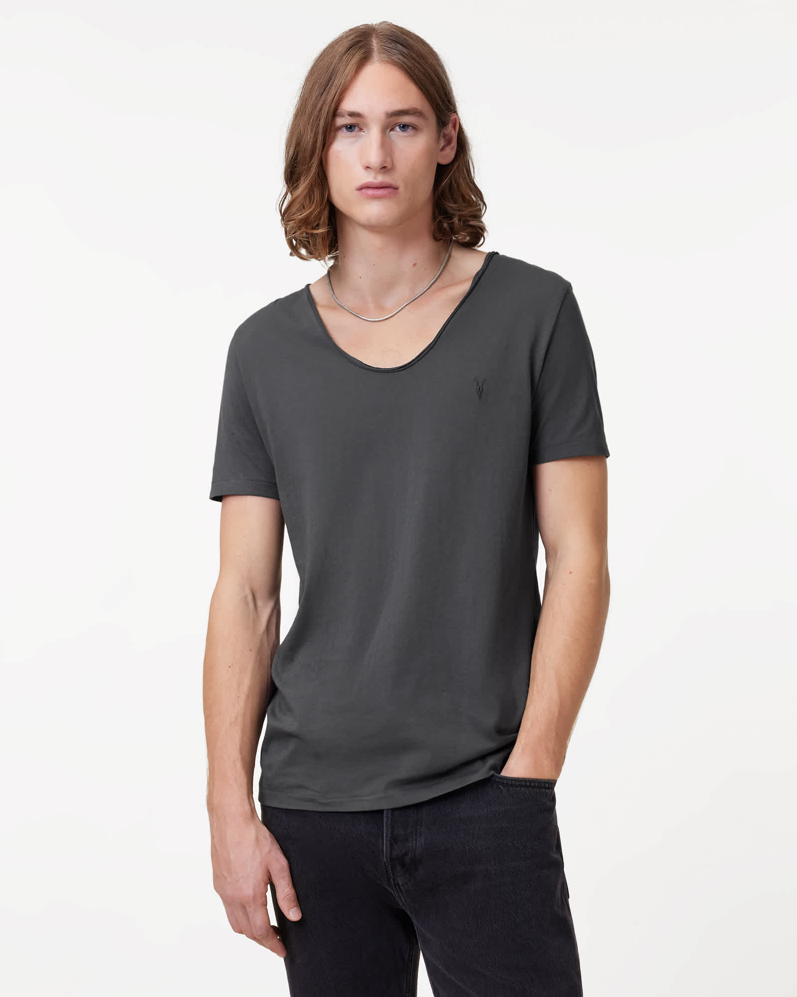 Tonic Scoop Neck Slim Ramskull T-Shirt CARTER GREY