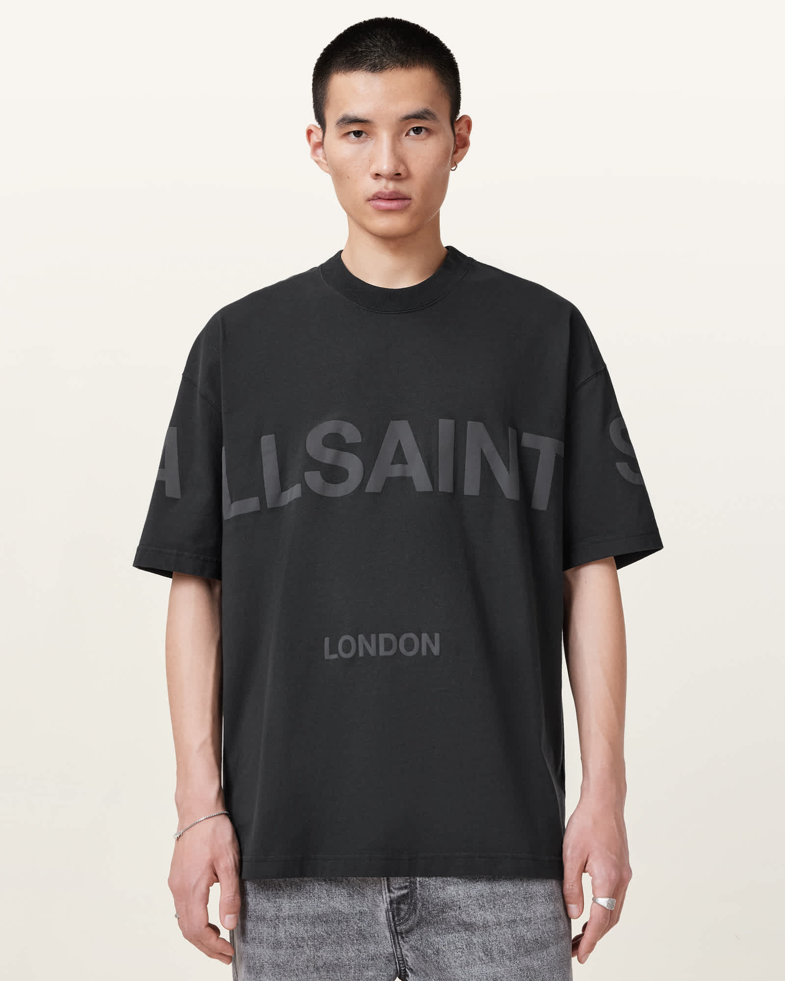 Biggy Oversized Logo Print T-Shirt Jet Black | ALLSAINTS US Biggy Oversized Logo Print T-Shirt Jet Black | ALLSAINTS US