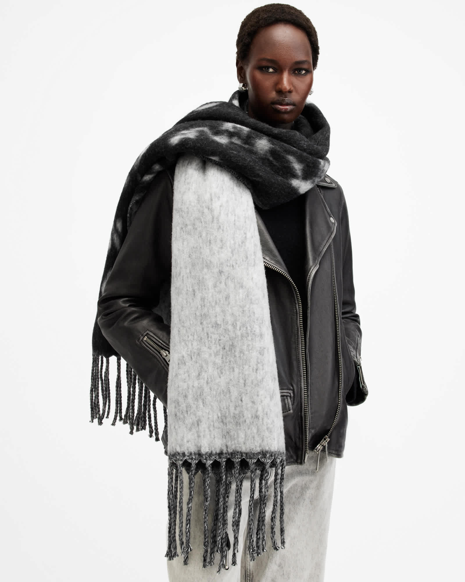 All Saints Scarf Black & White Wool Blend Knit Logo Outdoor Streetwear Modern! AllSaints Rae Logo Scarf, in Black | Lyst main image 3