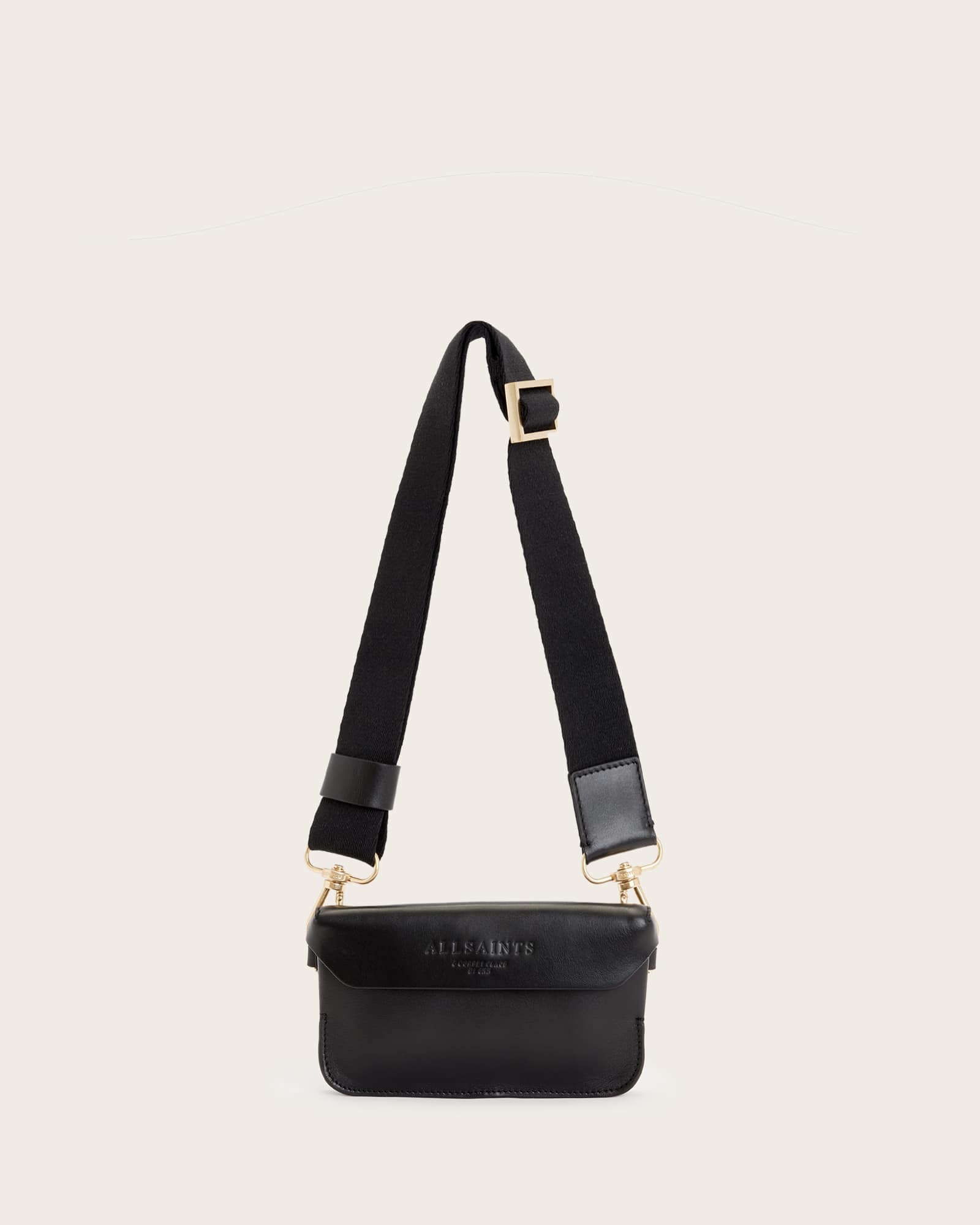 【JILLSTUART】☆[ZOEY] COW LEATHER LOGO BUCKLE CROSS BA.G JILLSTUART [ZOEY] COW LEATHER LOGO BUCKLE CROSS BAG BMH10