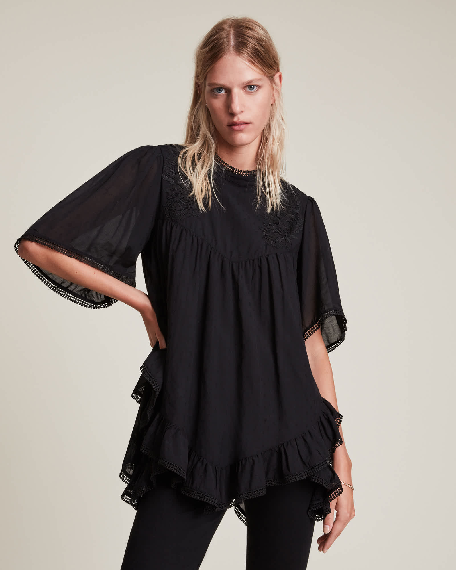 オールセインツ AllSaints Mio Cami レディース シャツ トップス Black Tierra Oversized Crew Neck Logo Sweatshirt Jet Black