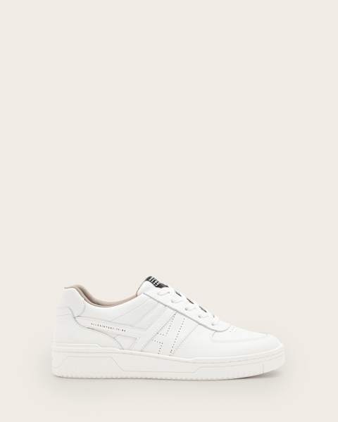 Vix Low Top Round Toe Leather Sneakers