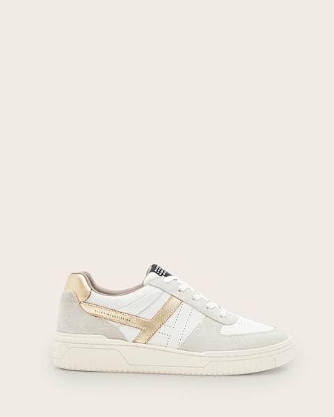 Vix Low Top Round Toe Suede Trainers