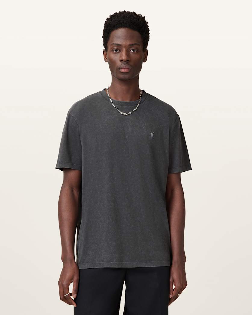 Saka Short Sleeve Crew Neck Ramskull T-Shirt
