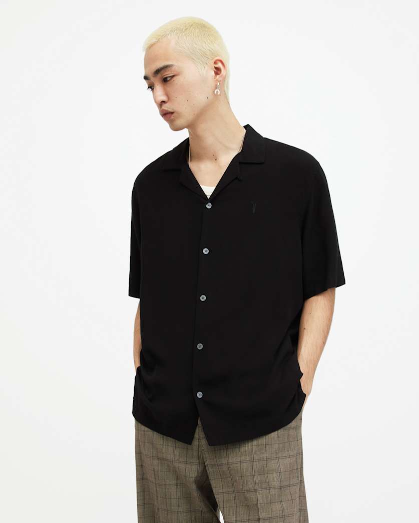 Venice Revere Collar Ramskull Shirt