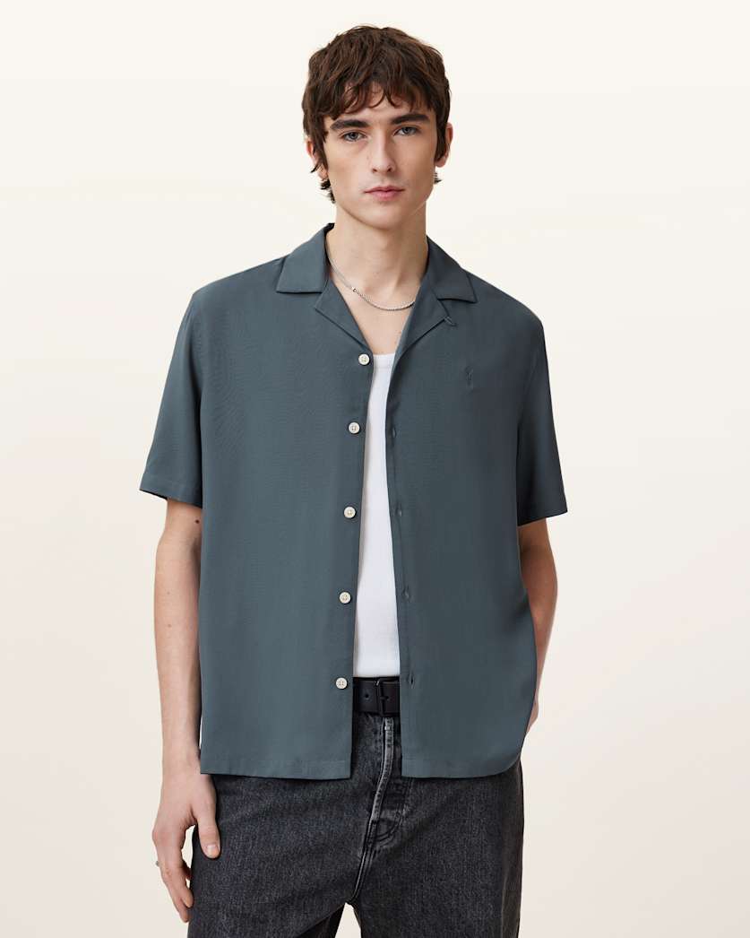 Venice Revere Collar Ramskull Shirt