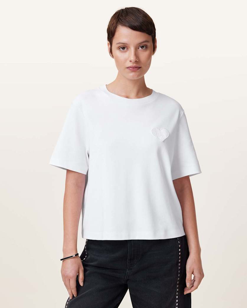 Lover Lisa Embroidered T-Shirt