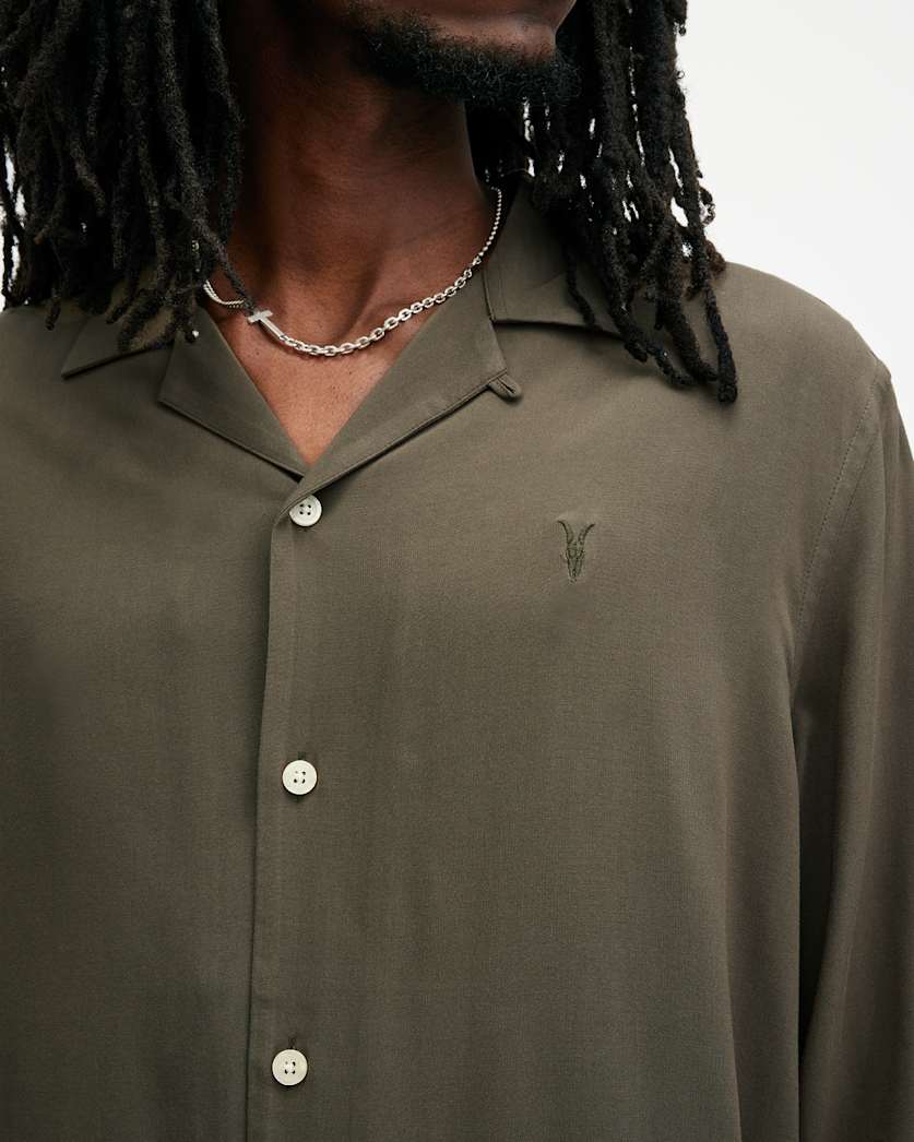 Venice Revere Collar Ramskull Shirt