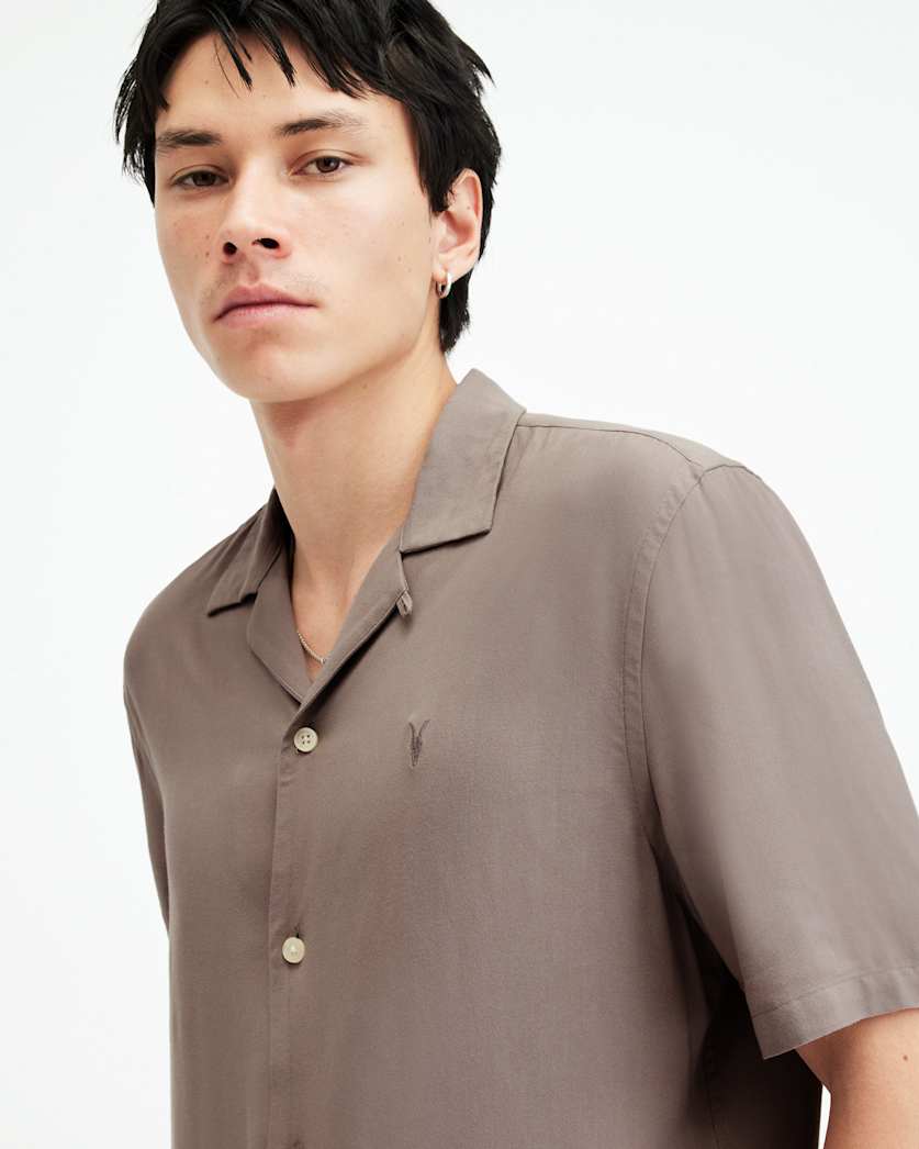 Venice Revere Collar Ramskull Shirt