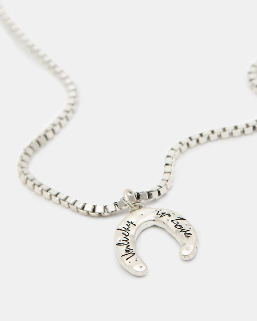 Horseshoe Pendant Box Chain Necklace