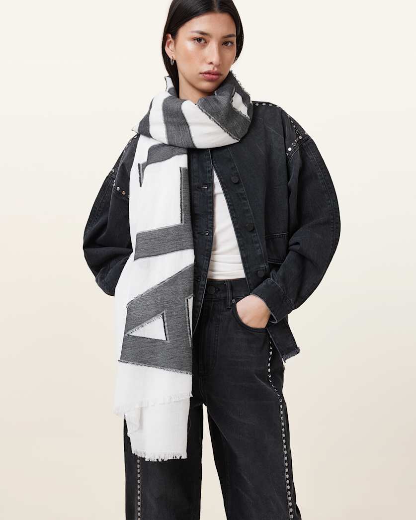 Underground Print Logo Pareo Scarf