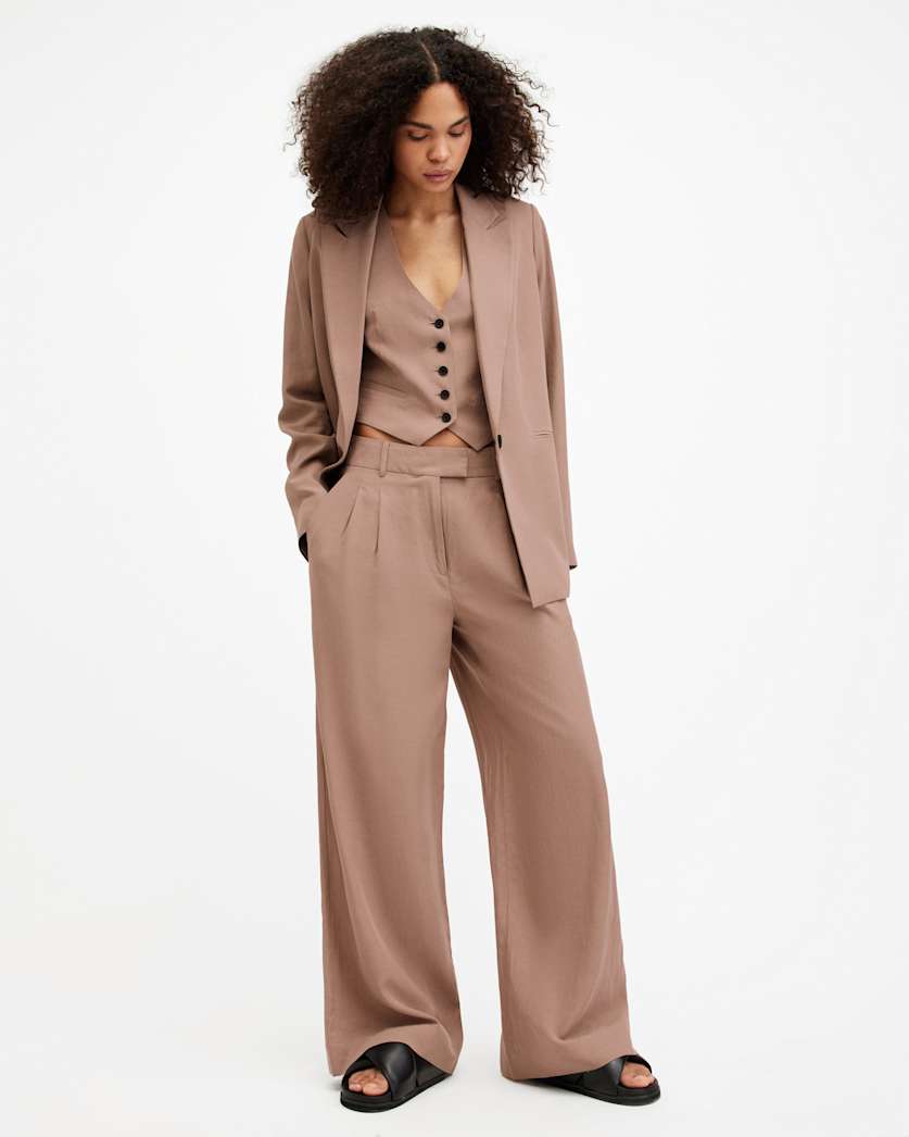 Deri Lyn Linen Blend Blazer