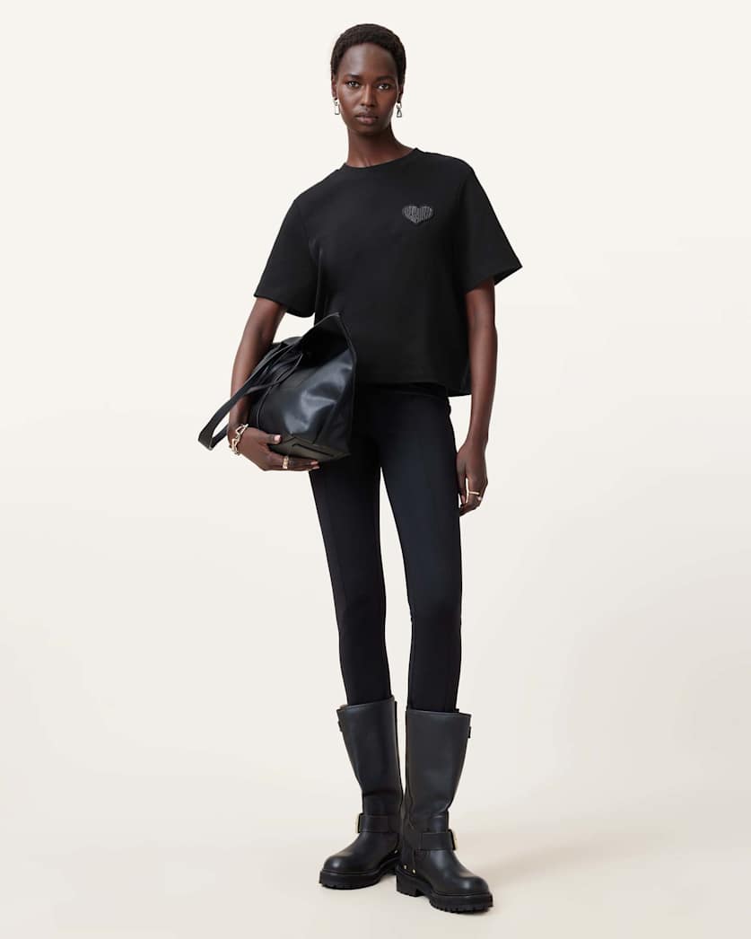 Lover Lisa Embroidered T-Shirt