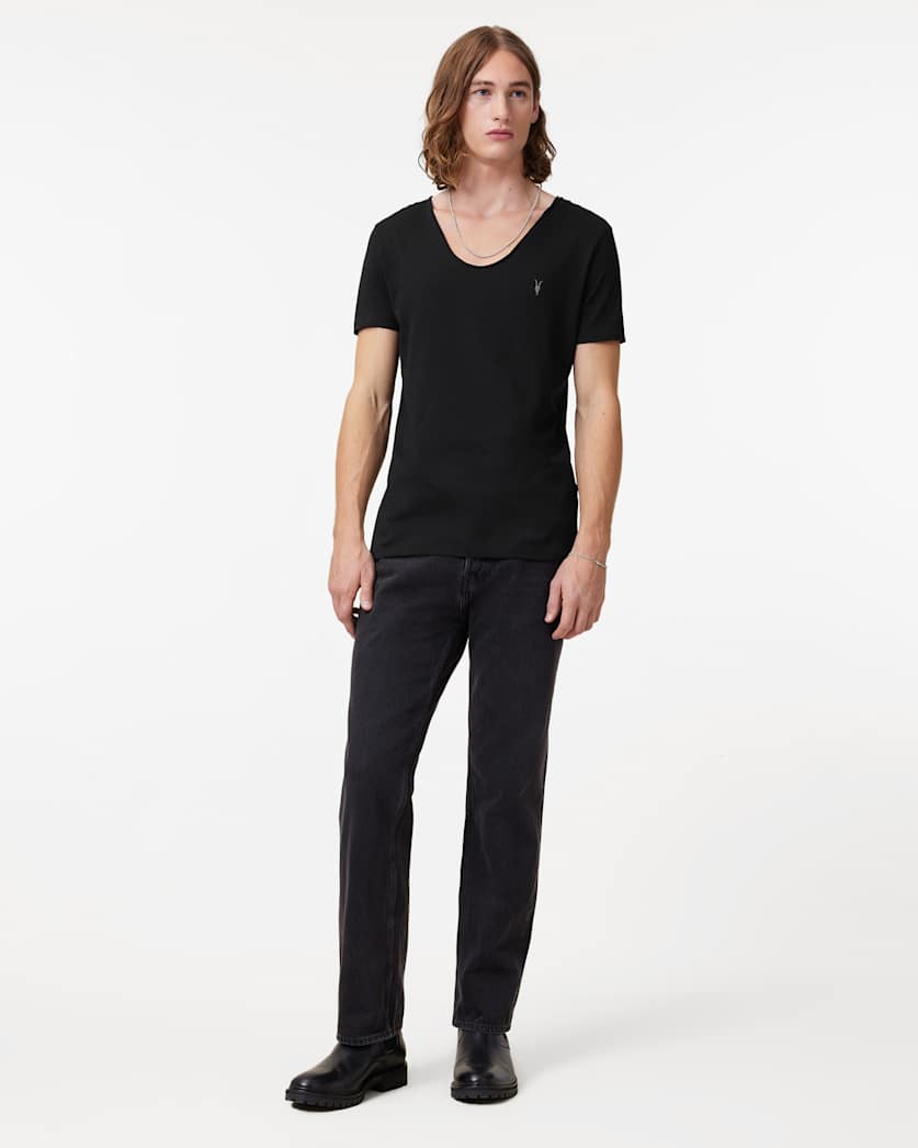 Tonic Scoop Neck Slim Ramskull T-Shirt