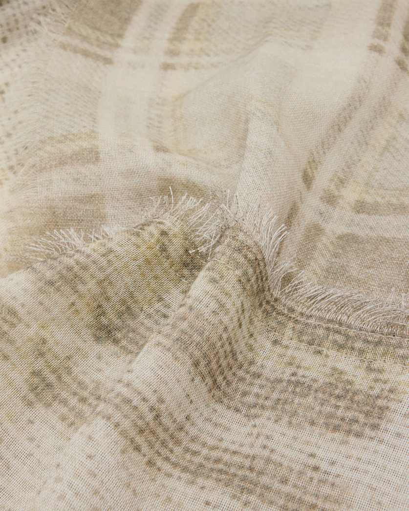 Rumi checked scarf