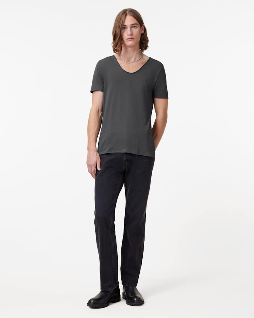 Tonic Scoop Neck Slim Ramskull T-Shirt