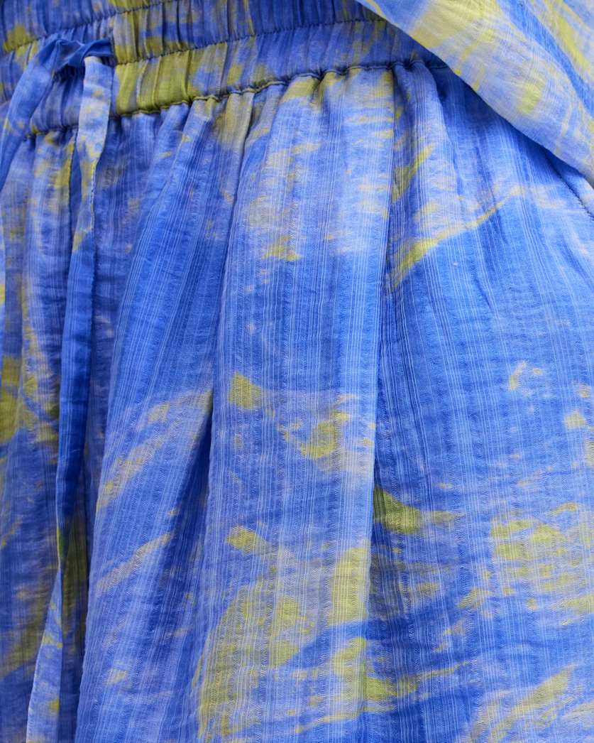 Isla Relaxed Fit Inspiral Print Shorts