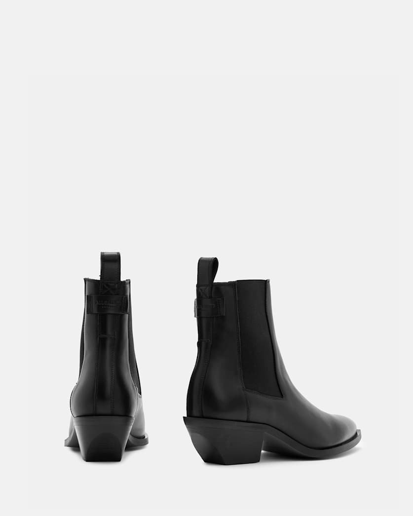 Fox Pointed Toe Leather Chelsea Boots