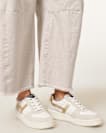 Vix Low Top Round Toe Suede Trainers