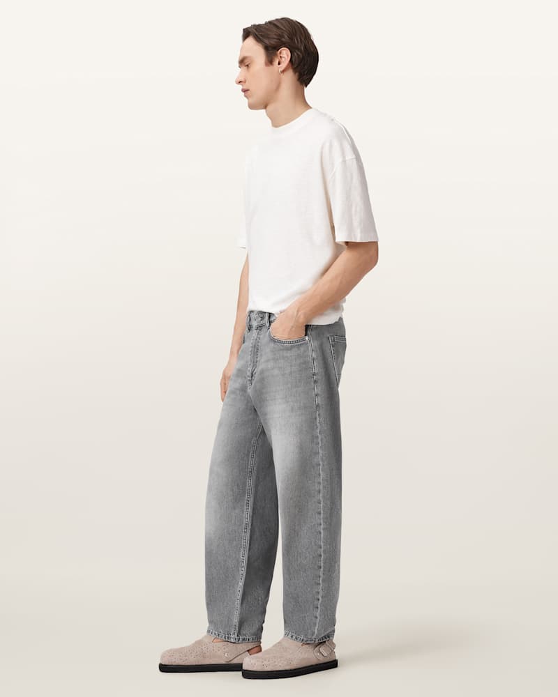 Curve Barrel Leg Denim Jeans