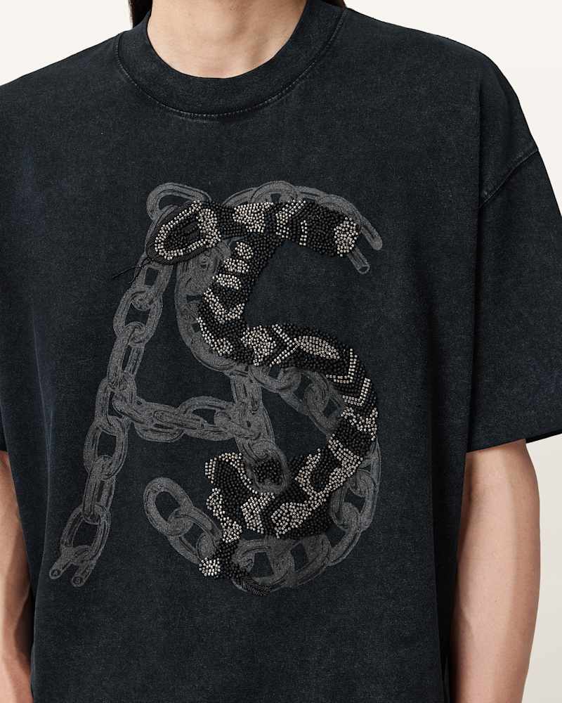 Scale Cropped Graphic T-Shirt
