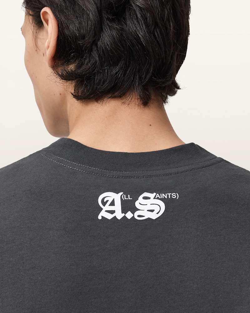 Kindred Boxy Graphic T-Shirt