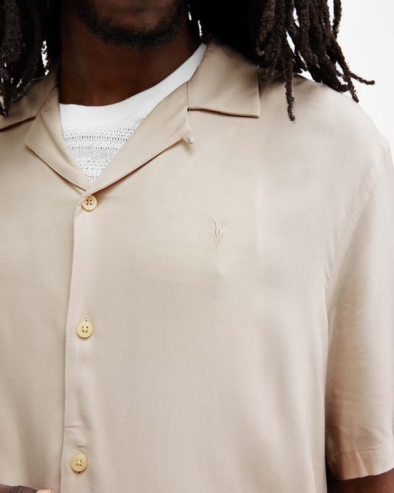 Venice Revere Collar Ramskull Shirt