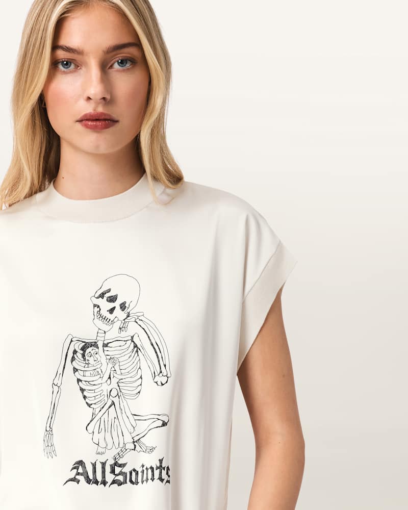 Terra Knitted Graphic T-Shirt