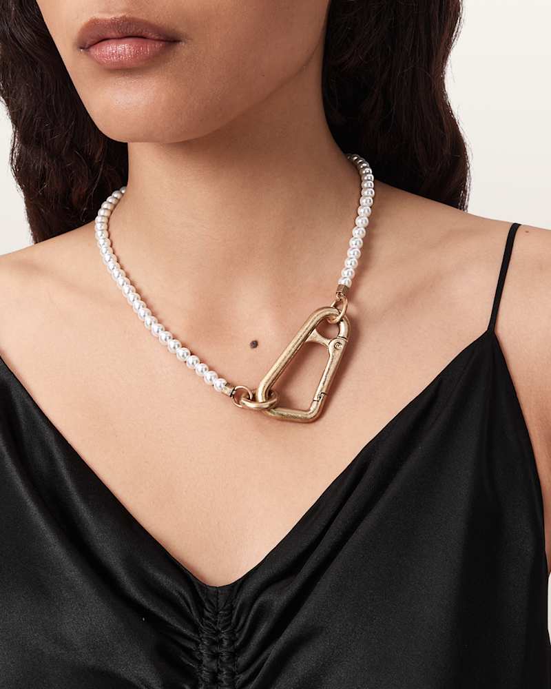 Pearl Carabiner Clasp Necklace