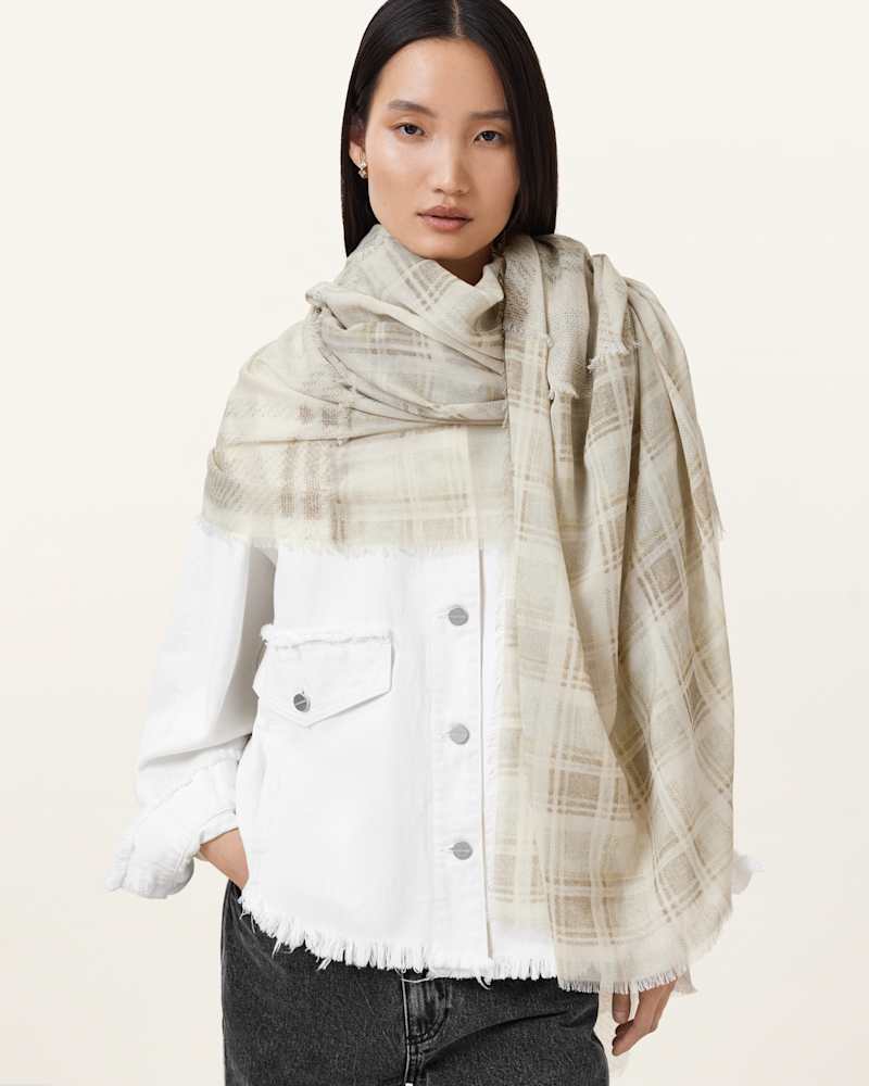 Rumi checked scarf