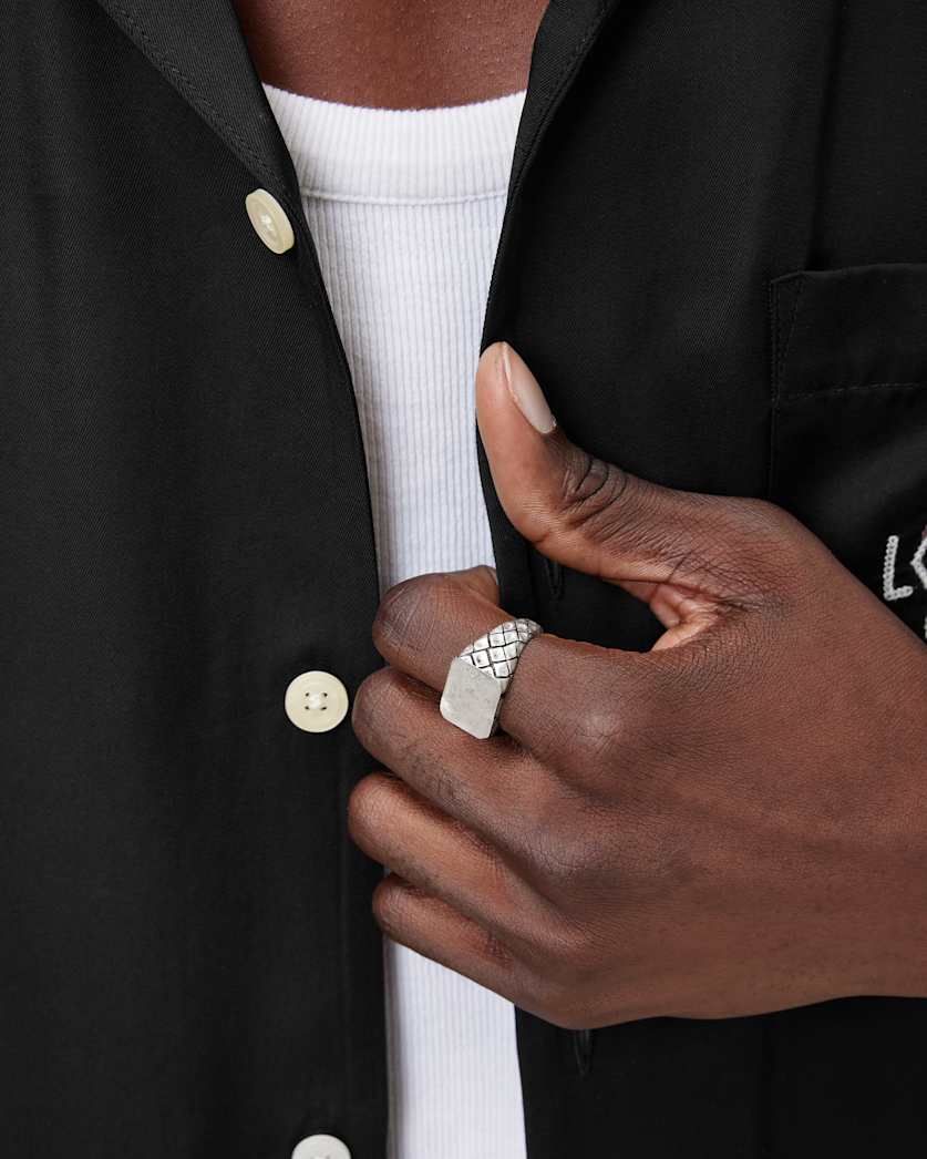 Carter Textured Signet Ring