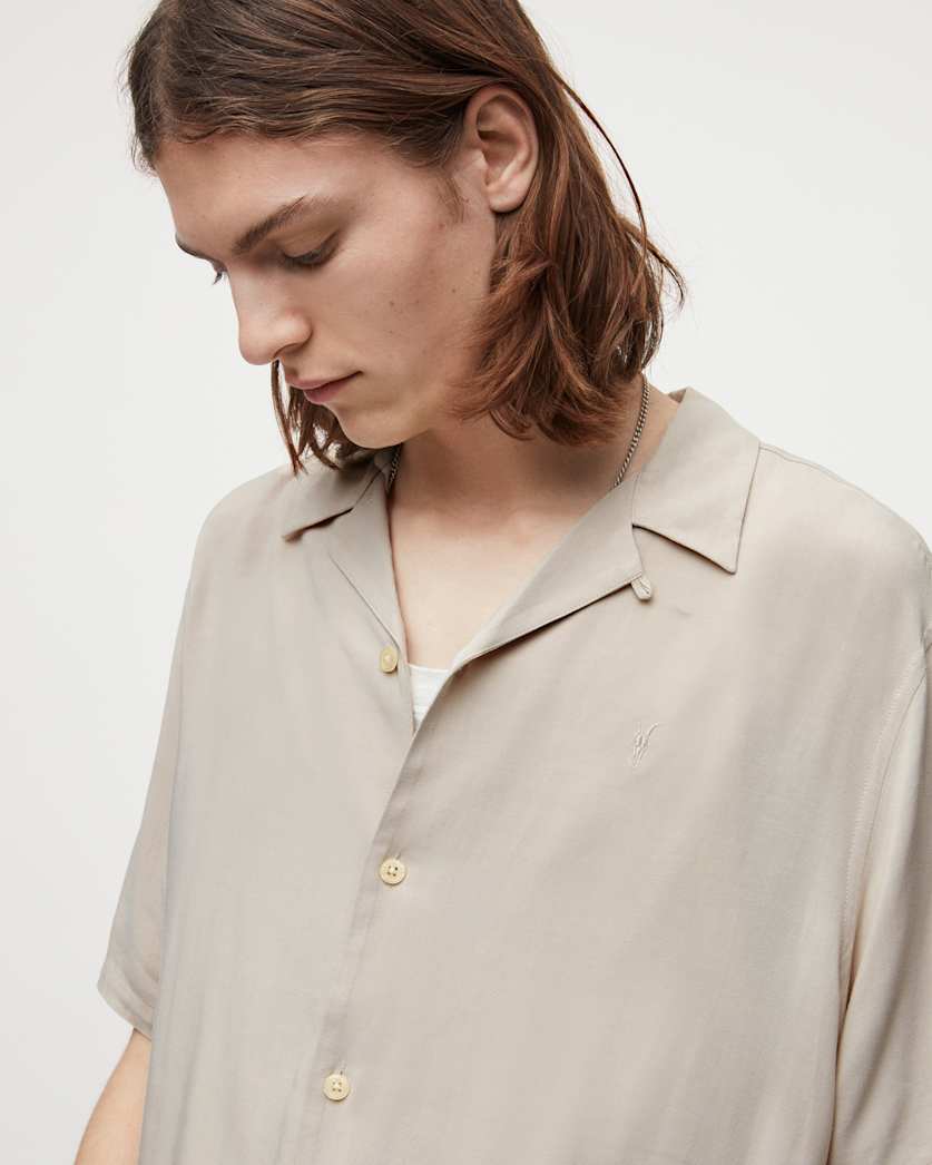 Venice Revere Collar Ramskull Shirt