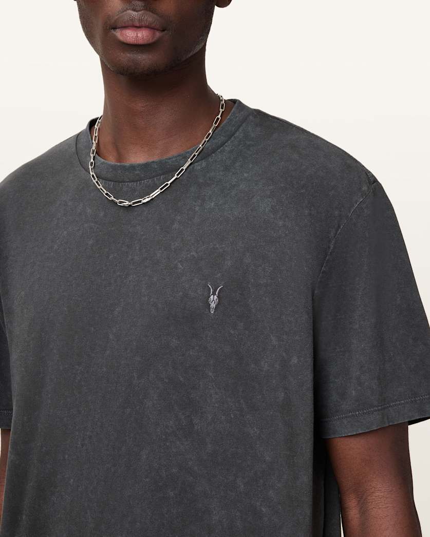 Saka Short Sleeve Crew Neck Ramskull T-Shirt