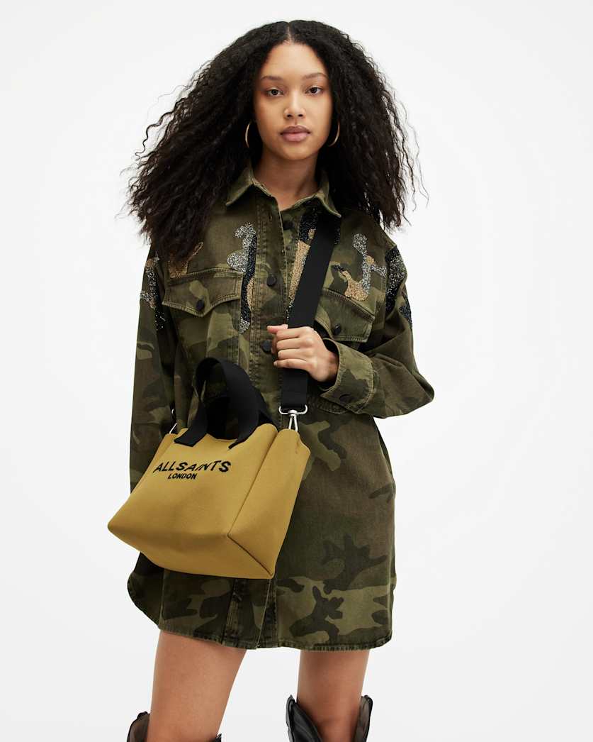 Izzy Logo Print Knitted Mini Tote Bag