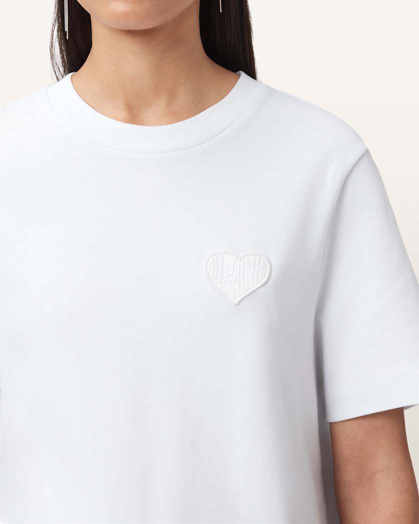 Lover Lisa Embroidered T-Shirt