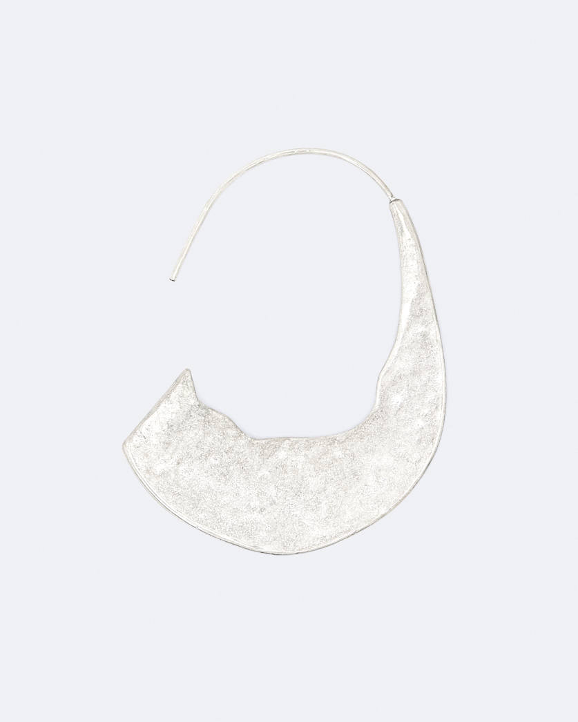 Talon Extra-Large Flat Hammered Earrings