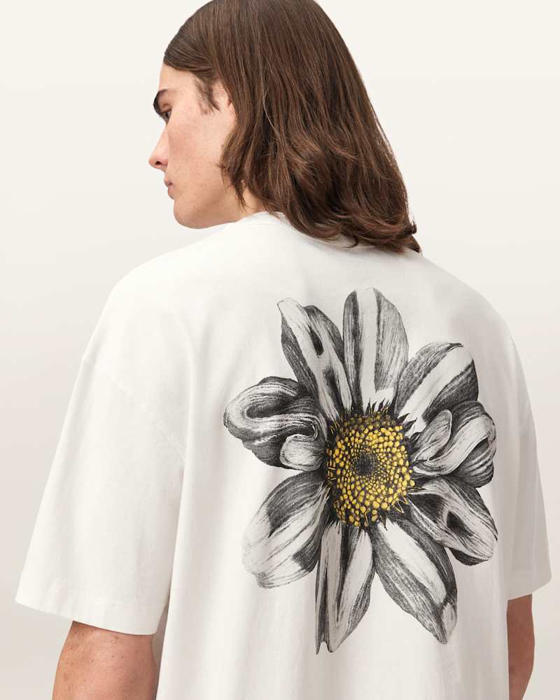 Petals Oversized Short Sleeve Graphic T-Shirt