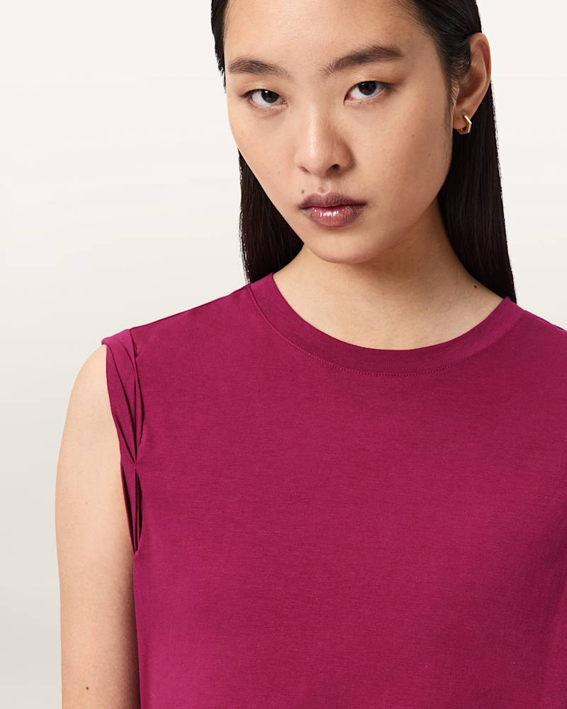 West Sleeveless Tank Top