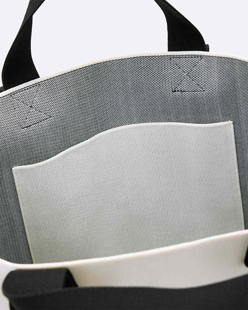 Izzy Heart Large Knitted Tote Bag