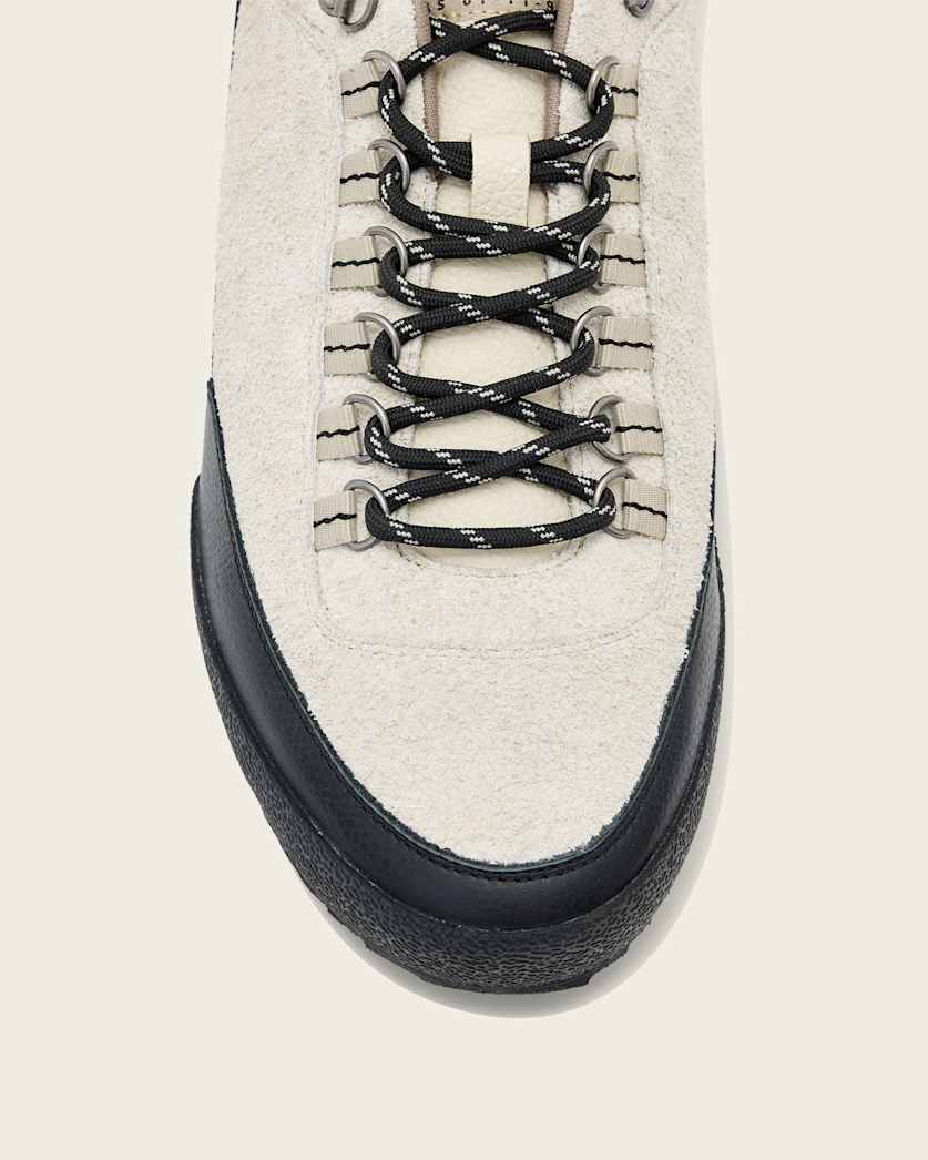 Harri Low Top Trainers