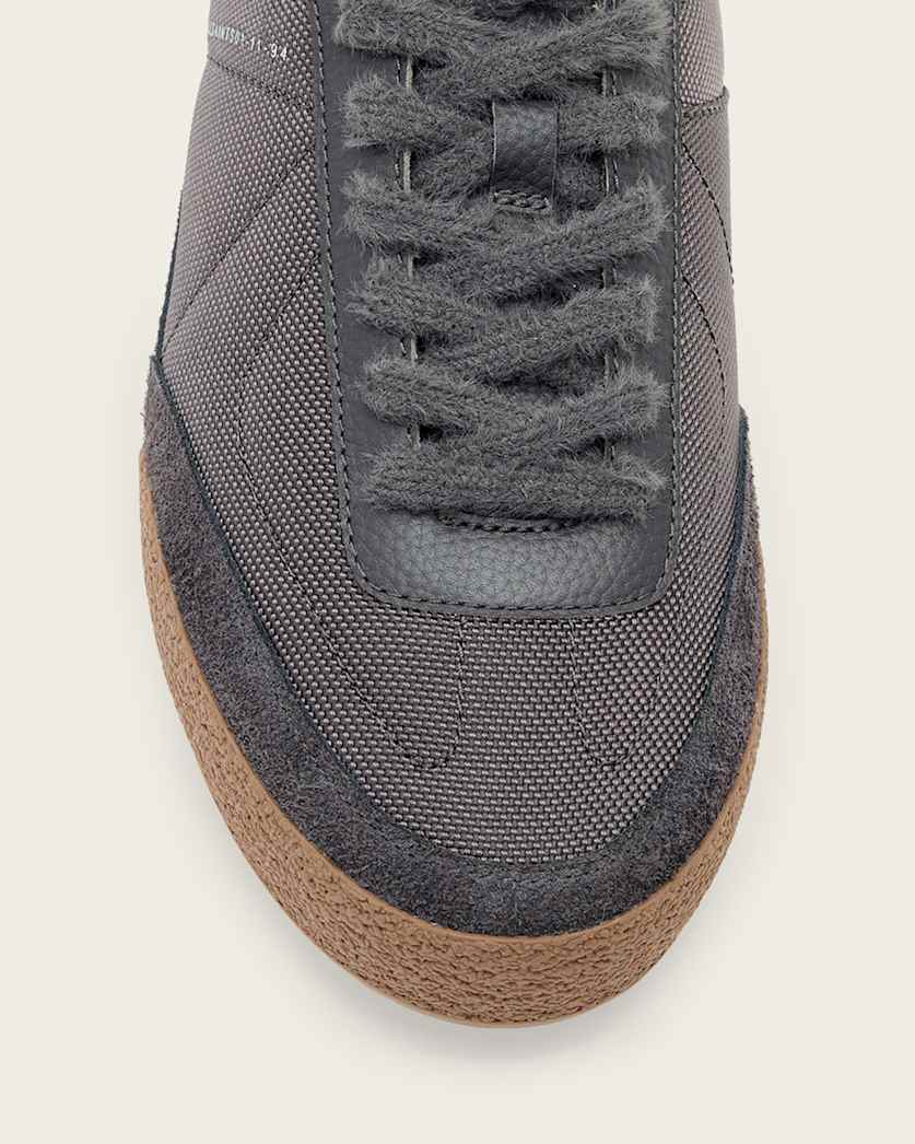 Harri Low Top Trainers