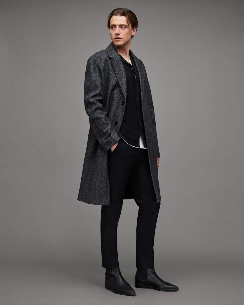 Venice Revere Collar Ramskull Shirt