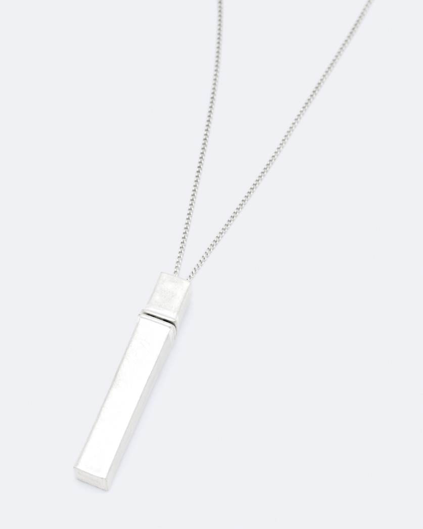 Box pendant necklace