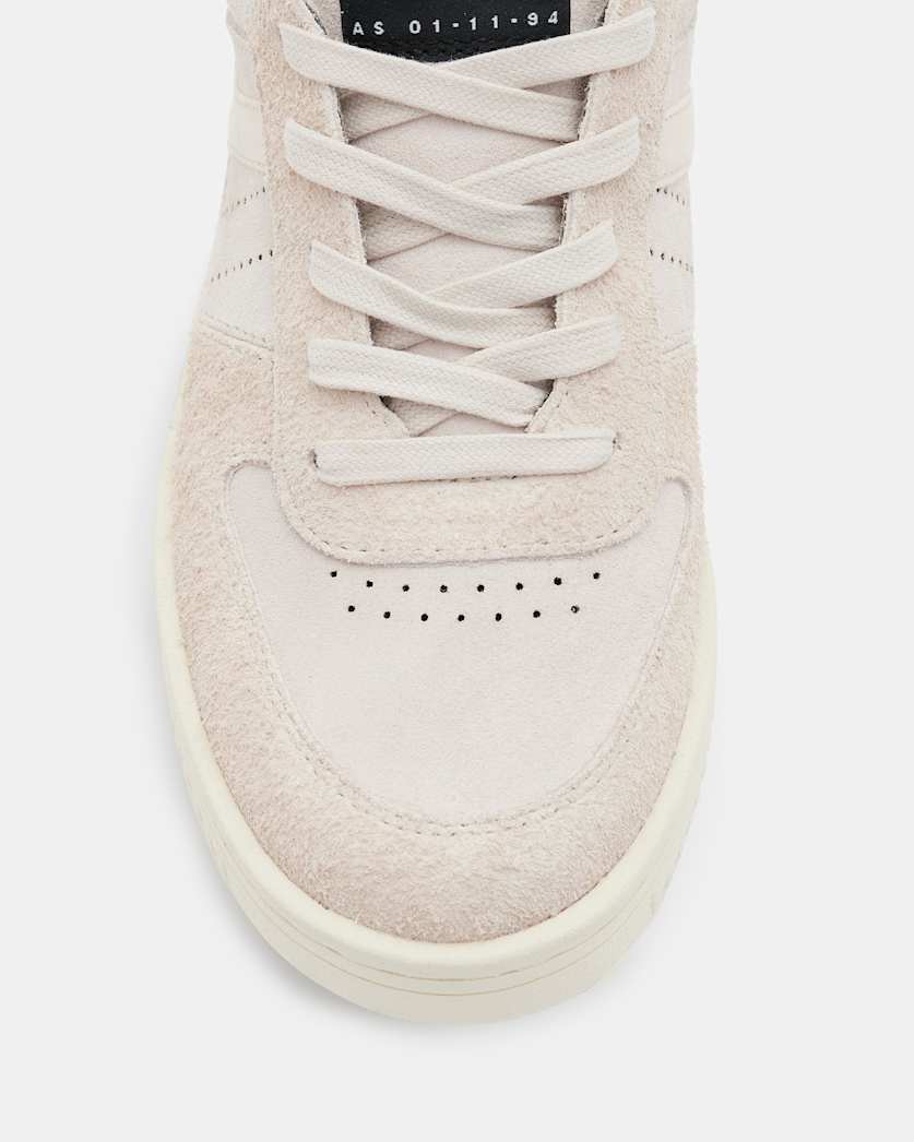 Vix Low Top Round Toe Suede Sneakers