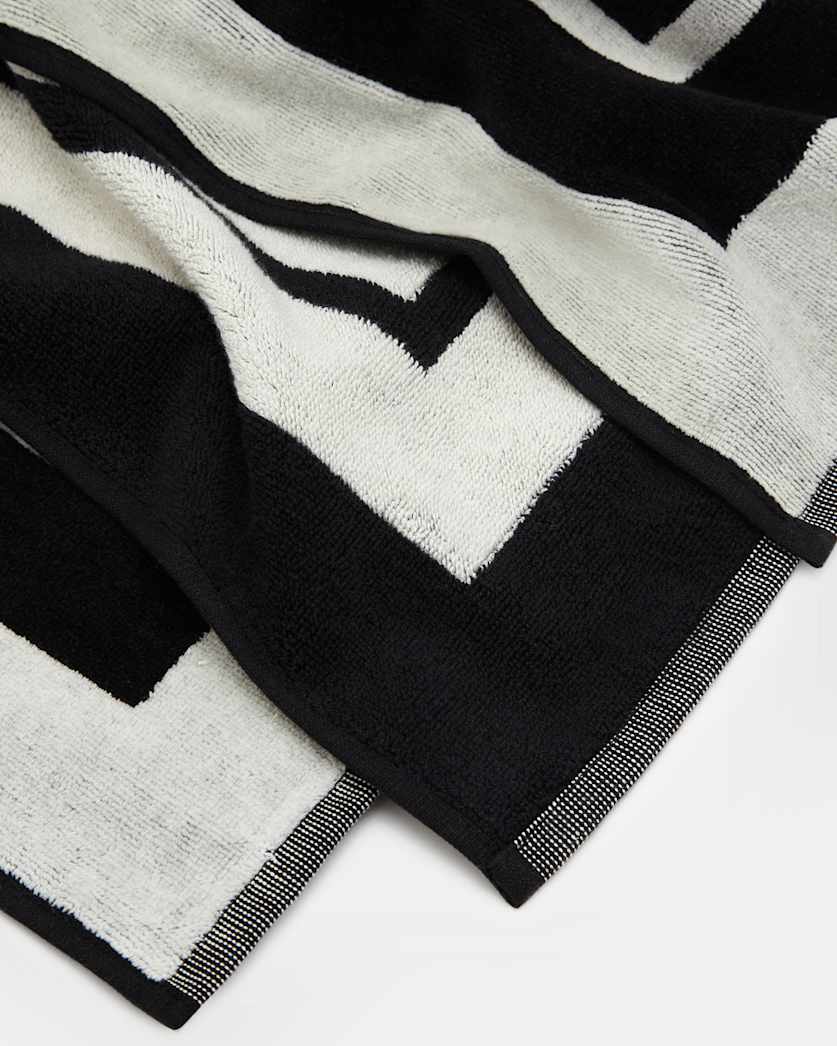 Spitalfield Beach Towel