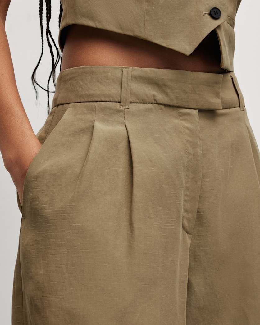 Deri Lyn Linen Blend Wide Leg Trousers
