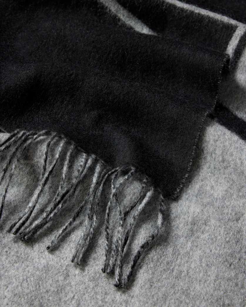 Max Wool Scarf