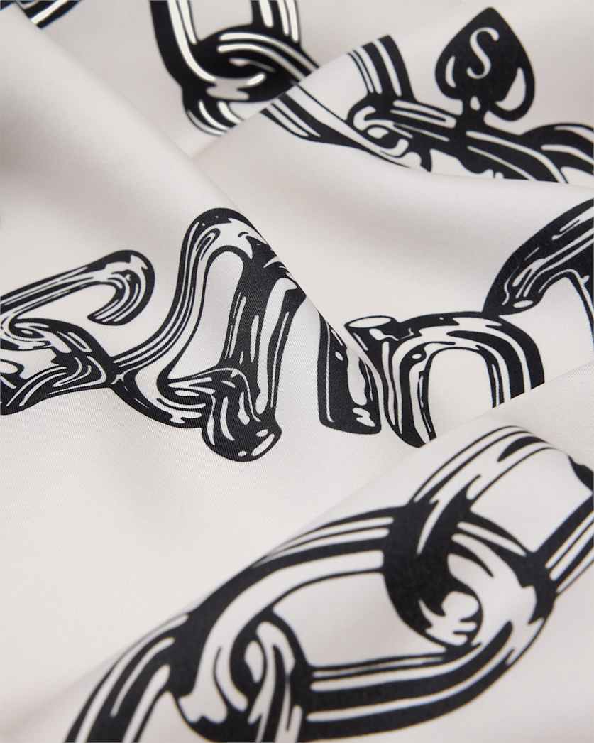 Vida Diamond Silk Scarf